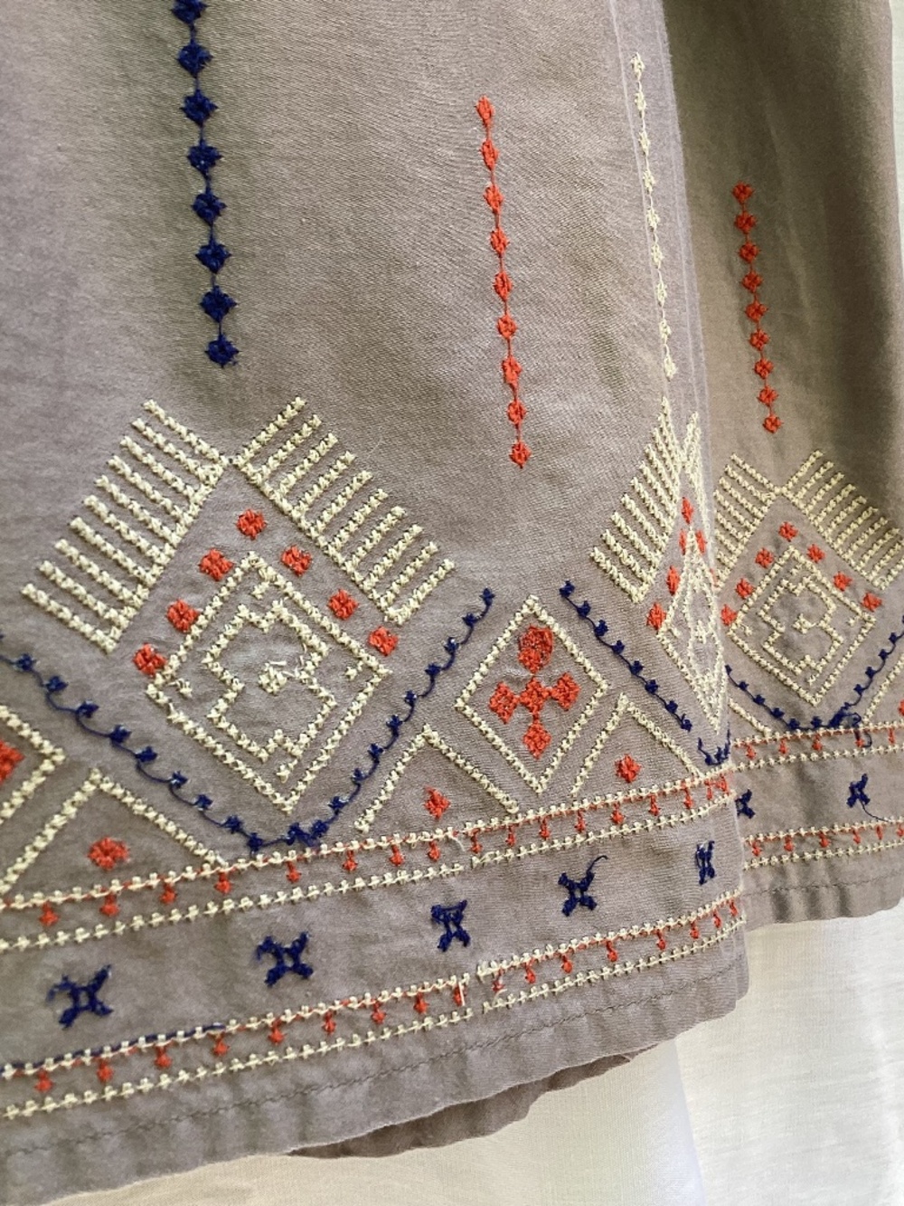 full skirt 100% cotton, Art Deco-esque/ folk embroidered